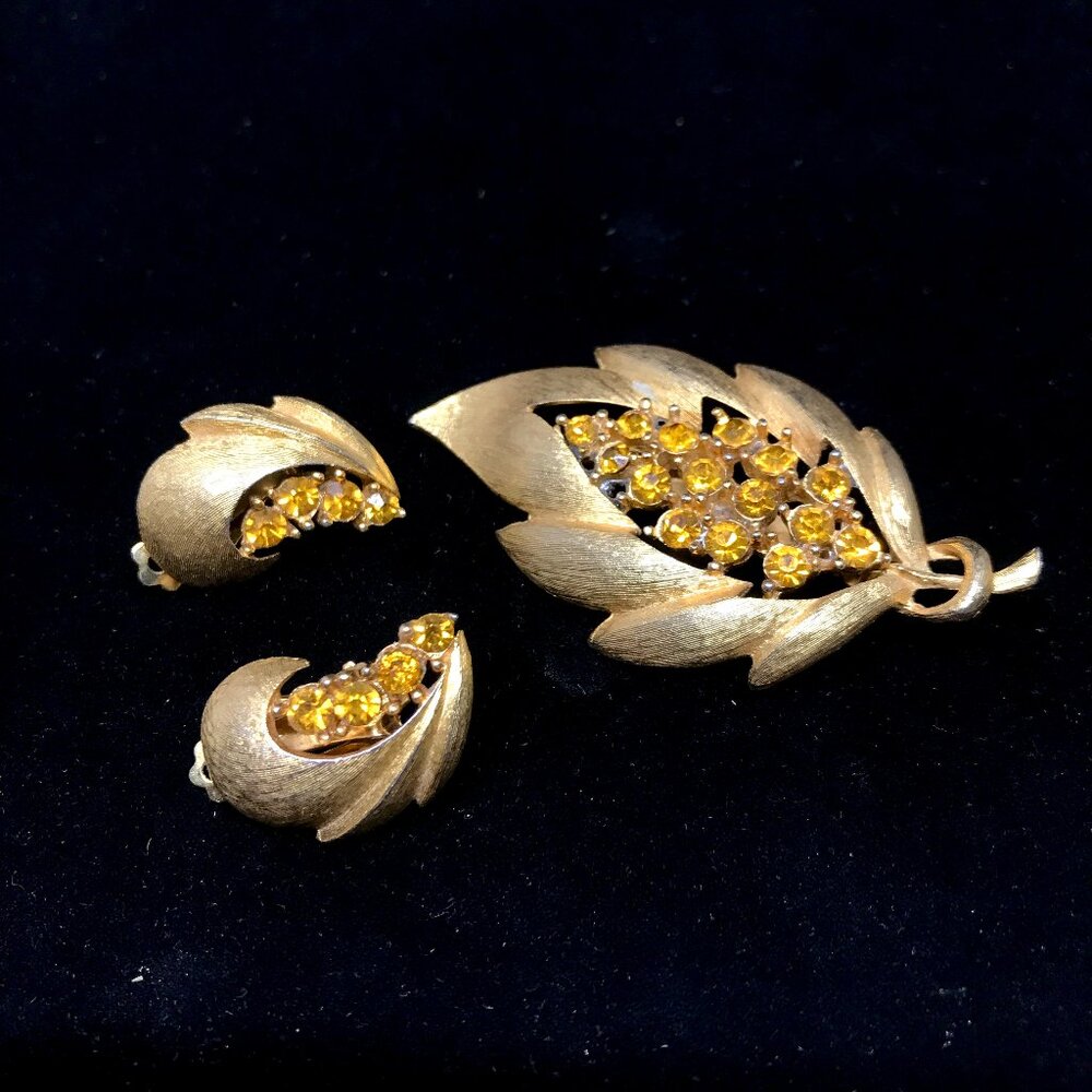 Vintage JJ Jonette Topaz Rhinestone Brooch and Clip on Earring Set